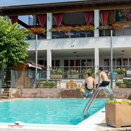 Borgo Blu Poggio Apartmanhotel