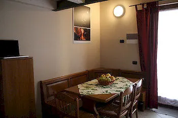 Borgo Blu Poggio Apartmanhotel Lazise